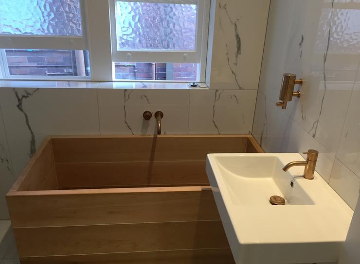 Wooden bathtub Sydney